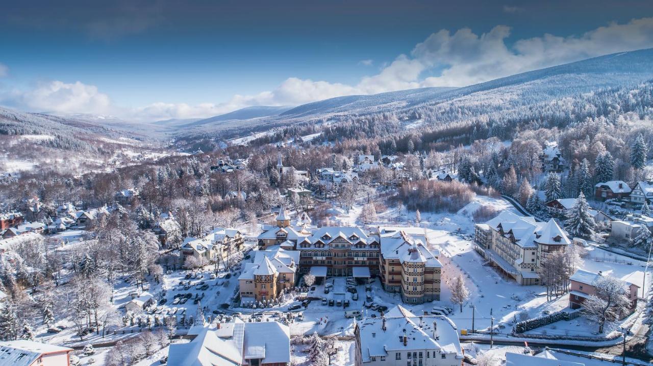 St Lukas Medical & Spa Świeradów-Zdrój エクステリア 写真